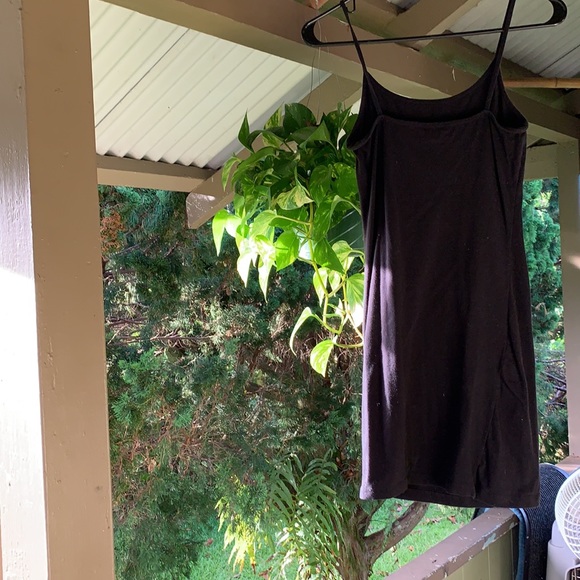 Little Black Dress 🖤 - Picture 2 of 2